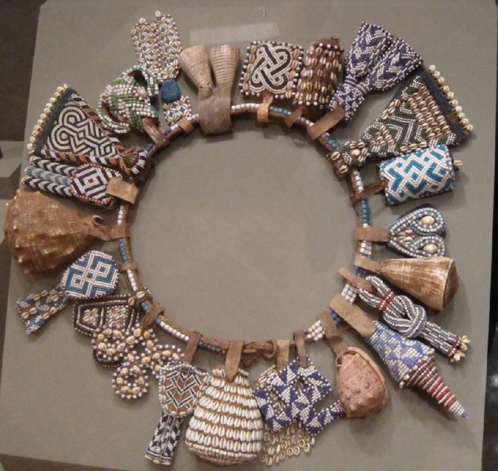 Connecting Refugees, <br />One Bead at a Time