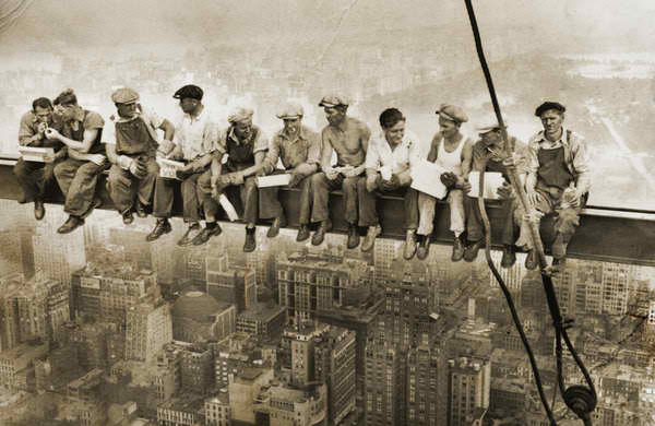 Lunch Atop a Skyscraper